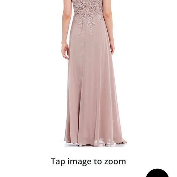 GORGEOUS GOWN - Picture 6 of 6